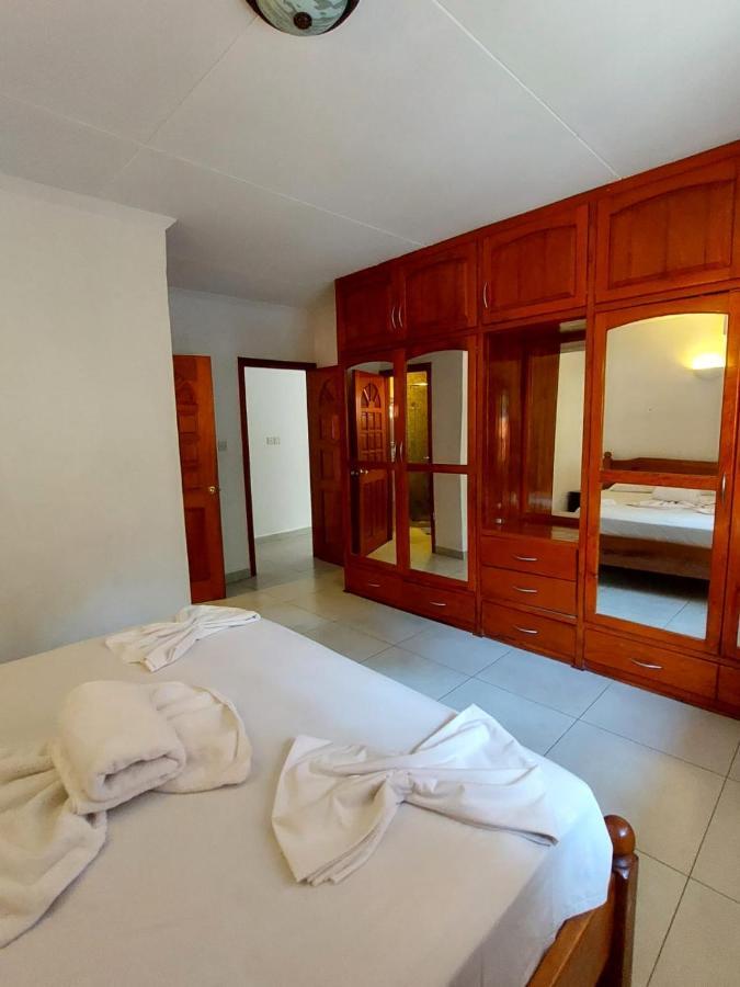 Beau Vallon Villa Self Catering With Pool Exterior foto