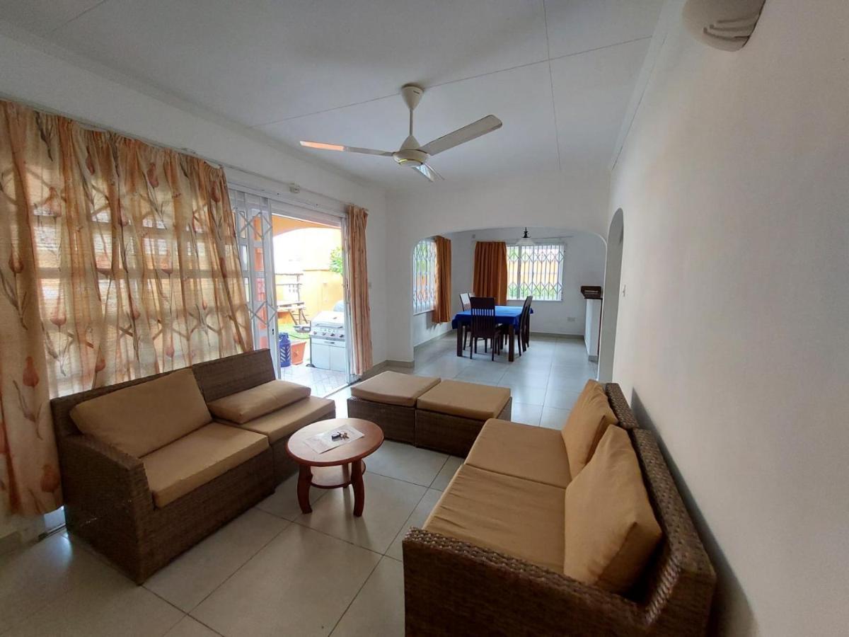Beau Vallon Villa Self Catering With Pool Exterior foto