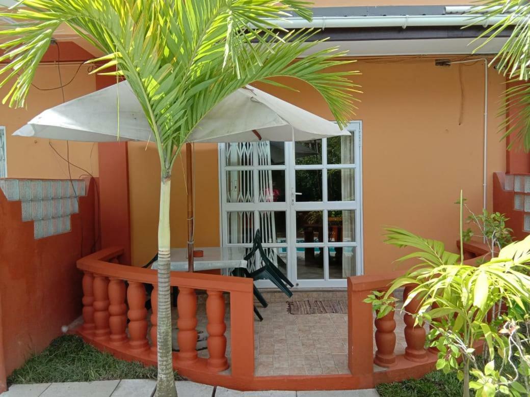 Beau Vallon Villa Self Catering With Pool Exterior foto