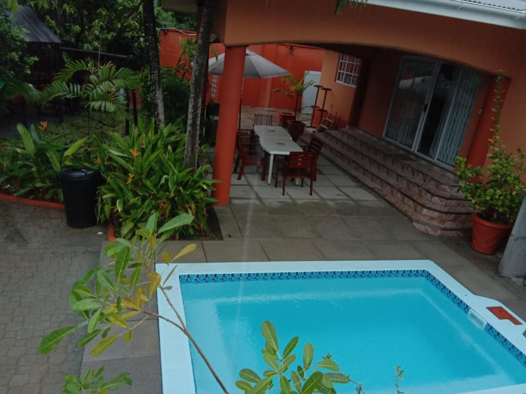 Beau Vallon Villa Self Catering With Pool Exterior foto